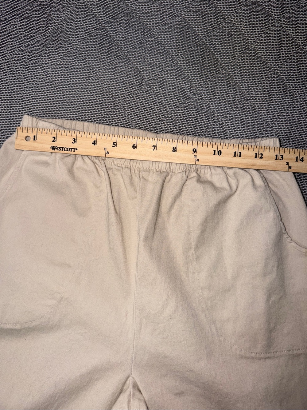 Women's Elastic-Waist Chino Pants in Cream - Picture 6 of 7